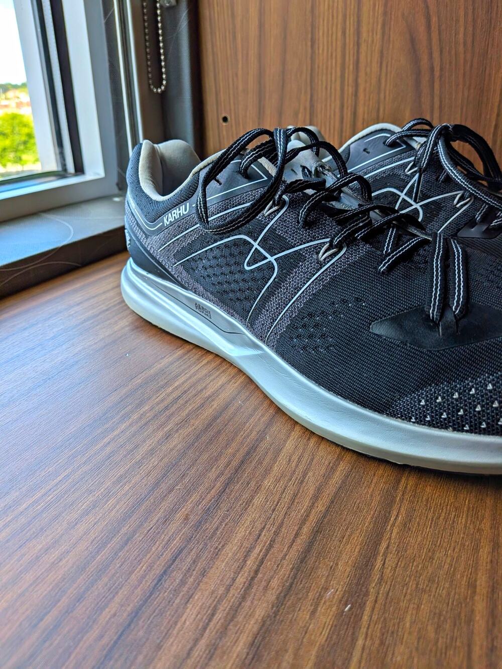 Karhu Synchron Ortix 2020 Men's Cushioned Running Shoes Lace-Up Black/Gray 13